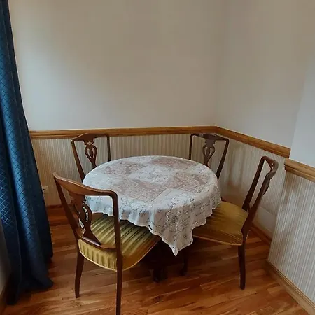 Jungas Nams Apartment Liepaja Exterior photo